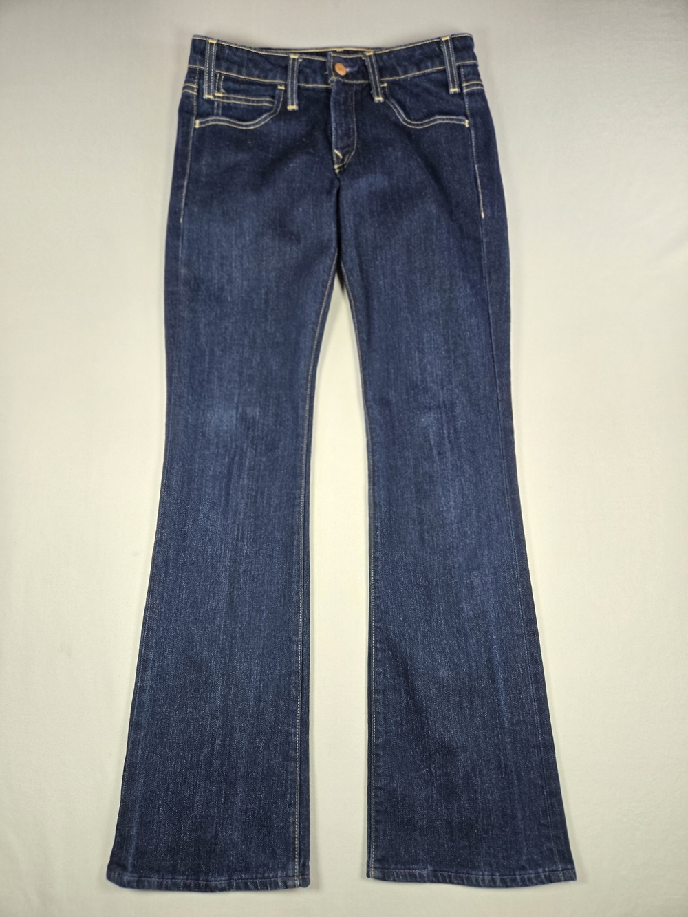 Vintage Y2K Levi’s Quincy Flare Jeans 2002 Dark Wash Low Mid Rise Size 29 M